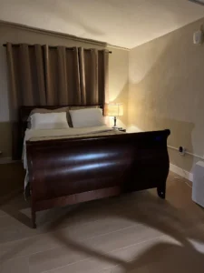 senior home rooms and amenities